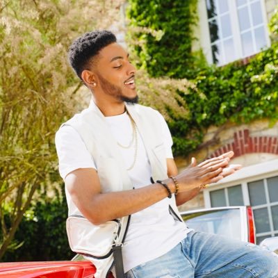 Official Account • For booking: +17866696568 or baxxent@gmail.com • Skabeatz •Singer , Producer , Dancer. New song « Nan lari a » ft RoodyRoodboy out now 👇🏽