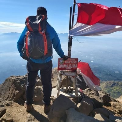 xky345's profile picture. Lolo lili lulu
