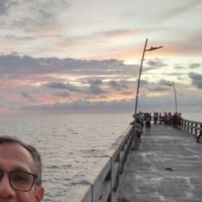 CuentosDGallo's profile picture. Escritor✍🏻 de cuentos sobre todo lo que veo, leo y escucho a diario, especialmente en realities que mueven emociones masivas.