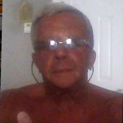 Hate: music that didn’t originate south of the Mason Dixon, a warm beer, wearing rubbers, and my ex-wife. Love: my John Deere S7 800, my ex-wife.