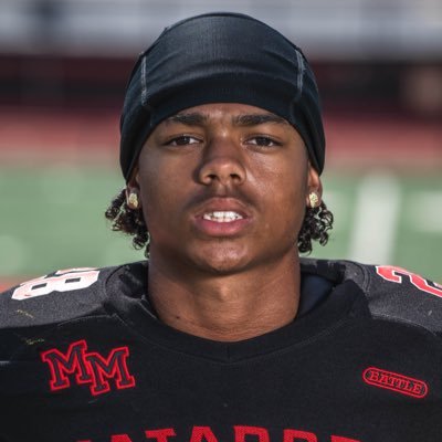 2 SPORT ATH🏈⚾️RB/LB/OF 5’11-181 Mount Miguel Highschool 3.2GPA📖 C/O’26