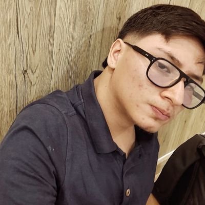 CamiloV77848031's profile picture. Ingeniería de sistemas e informática UIS🤍💚 COLOMBIANO! no se tome las compartidas personales.