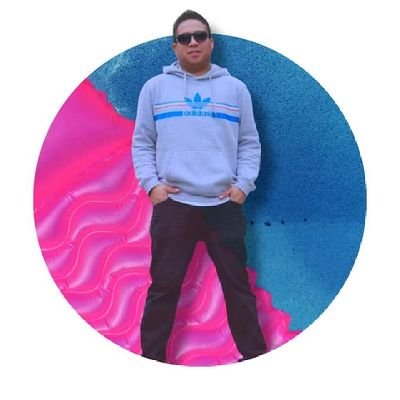 Specialist E-Marketing and Advertising Design / Advertising Student / Photographer / Creative / Alert Works in Miraflores Present