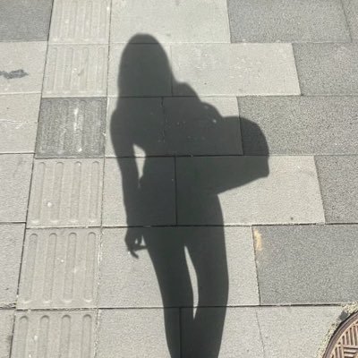 klklkl8899's profile picture. 🇨🇦多伦多｜常年运动｜Bi-女女是1｜有男友｜想找女生