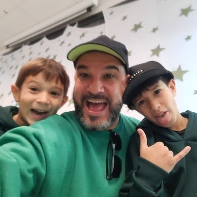 Manezinho da ilha com muito orgulho, pai dos meus maiores presentes.