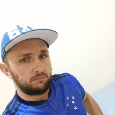 CRUZEIRENSE CABULOSO 💙🦊
TERROR DAS FRANGAS 🖕🐓
6x1 ETERNO ✋☝️