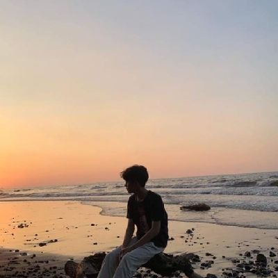 शौर्यम..दक्षम..युध्धेय..! बलिदान परम धर्म !
.
.
खुद की तलाश मे एक अजनबी🥀
.
.
🥀سمندر🥀