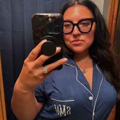 sarahmagana's profile picture. nurse, chicagoan, mom’s favorite