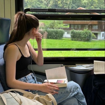 roz_i5's profile picture. فيَّاضة بالحياة ..