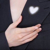 𝐌𝐨𝐨𝐧𝐛𝐞𝐫𝐫𝐲🍓 غرق شدهی چشمهایهوسوک (@armyberry994) 's Twitter Profile