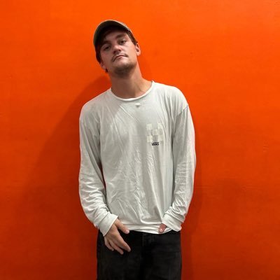 Angelurfox's profile picture. Need any 3D product asset or visual ?  
Ready to create for your anything 😇🫶🏻
Circus artist and bboy 
sunset lover