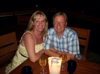 leslodgeside's profile picture. 