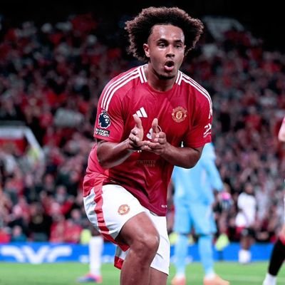 📍Footballer 🇧🇪🇫🇷🏴
📍ManU/Ajax 🔴⚪
📍Mega Wealthy in Christ Jesus🌿🥀
📍God is the greatest 💐🍂