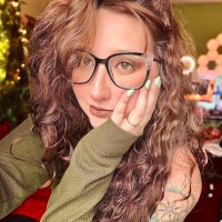 Ashy 🌱🍃✨ (@ladychikorita) 's Twitter Profile Photo Ashy 🌱🍃✨ (@ladychikorita) 's Twitter Profile Photo