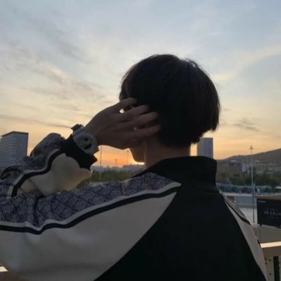 gac_q7's profile picture. 現役大学生です。信頼できる友達からの紹介で、素敵な出会いを求めるあなたへ。 紹介業者ではなく自分で、見つける方法を身につけましょう！気になる方MD下さい✉️