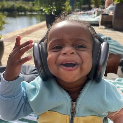 thelexgraphix's profile picture. Pet. Eng. 🎓 | Visual Designer @thelex_graphix | Cybersecurity Enthusiast Tech inspired · Driven by originality · Open for collabs #DesignTwitter #TechArt