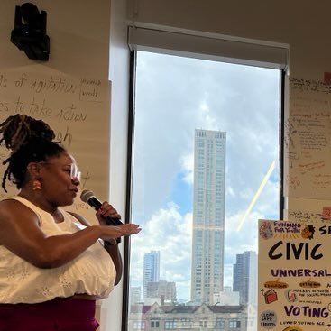 Black womxn community organizer. Activist scholar. Co-conspirator & advocate of all things youth organizing. Southeast Daygo/ CA rooted. Dr. Mae✊🏾