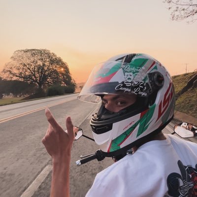 Junindxava_'s profile picture. Vivendo do sonho mas pros bico é pesadelo! 💥