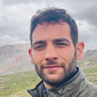 Militant de l’égalité. Passionné de voyages. Ex #DirectAN