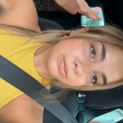 ig: gabriella.moreira_ @melaonumpalito. https://t.co/kRAdumwOdy