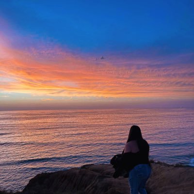 MirellaaaL's profile picture. 