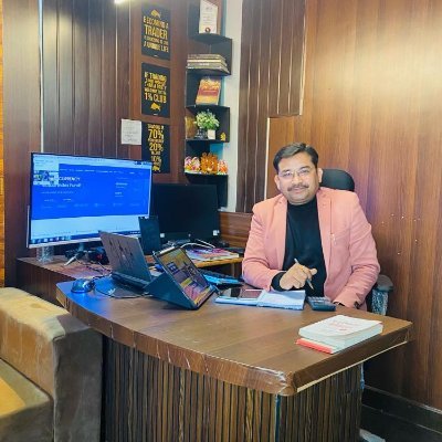 SurendraBarwar9's profile picture. Helping you achieve financial freedom. Expert in investing & wealth management 💡 Click the link & Start your journey https://t.co/Du2NNTa6yN