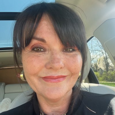 mamasaro1's profile picture. Healthy food for healing, beautiful design, love for Leelanau, family above all else