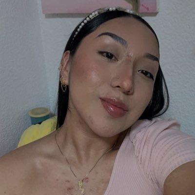 Iscam_cherryy's profile picture. 📍MX FESAGN 💛💙 19 años ❤️‍🩹