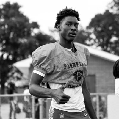 3⭐️ | Mervo high school | CO’28| WR | 6’3 | 180lbs | email : Jeffersonbrandon118@gmail.com | head coach cell (coach nixon): (443) 310-2851