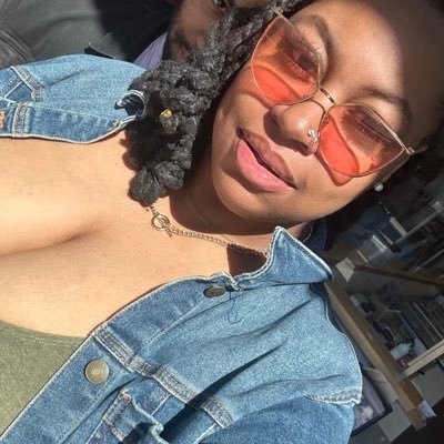 Sicker that your average🤟🏾 “The home girl” Doula specializing in Sex, Birth, Postpartum || The Land till I die🤙🏾 *Generational wealth*