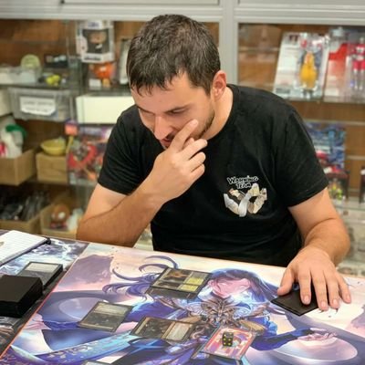 Juego a todo lo que me divierta. Jugador veterano de Magic.