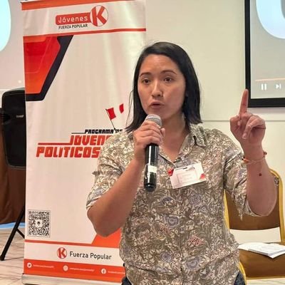 Joven emprendedora y comprometida con la democracia, defensora de los animales. Con muchas ganas de aprender cada día