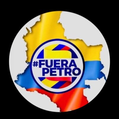 administración de empresas, diseñó. sólo creo en Dios. felizmente casada y madre orgullosa del amor de mi vida.Mi hija. No creo en políticos.