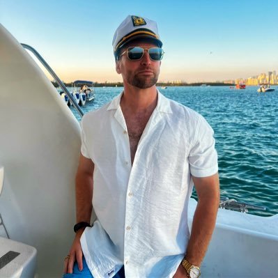 Clemson University '17. America First 🇺🇸🇺🇸🇺🇸 🥇🥇 📍 Miami Beach 😎🏝️