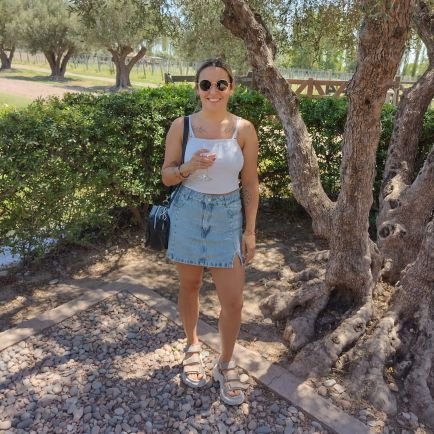 GarciaKaren_'s profile picture. Tía de Lázaro y Luisina 🤍
🔥https://t.co/yKFADxrxja

VIVA LA VIDA Y HÁGANSE ORTEAR.