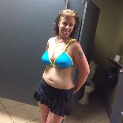 MonroeBeth1981's profile picture. @mattrife