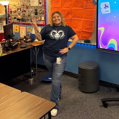 A public school counselor who loves what she does! 💙
