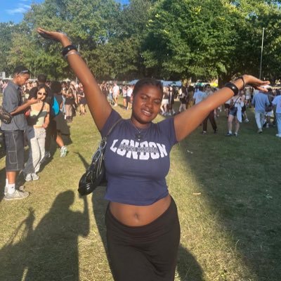 Elaysa1824's profile picture. 