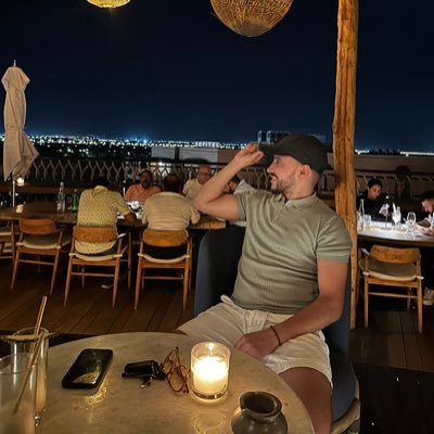 ayoub_benchekh's profile picture. Entrepreneur/Engineer.