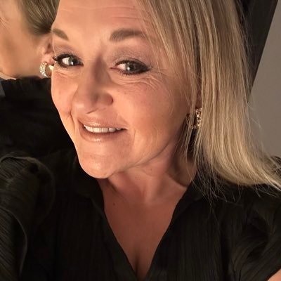 April Chesshir Profile