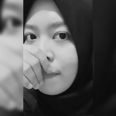 Manusia biasa yang sedang menata hidup sambil memelihara seekor kucing #meeeng 🐱