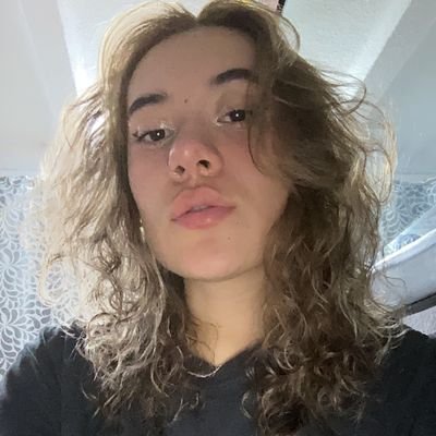 _dan_salgado_'s profile picture. 🌺🌺
ig: dan_salgado.c