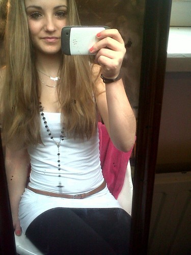 MeganKLK's profile picture. kiss me