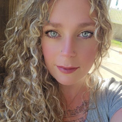 Jenn51347121947's profile picture. Mama Bear 🐻