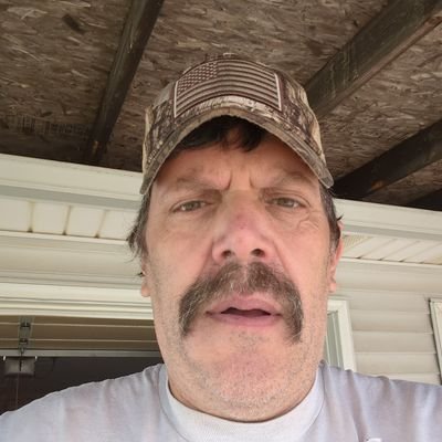 my name is Mike 54yrs old live in Bushnell Illinois work has farm hand like to have fun
