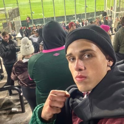 1902_th_'s profile picture. 𝐒𝐨𝐦𝐞𝐧𝐭𝐞 𝐨 𝐪 𝐬𝐞𝐧𝐭𝐢𝐦𝐨𝐬, 𝐣𝐮𝐬𝐭𝐢𝐟𝐢𝐜𝐚 𝐨 𝐪 𝐟𝐚𝐳𝐞𝐦𝐨𝐬! 🇭🇺