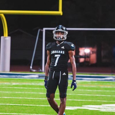 6’1 170lbs Wide Receiver #HAITIAN🇭🇹 tyriksimeus.4@gmail.com