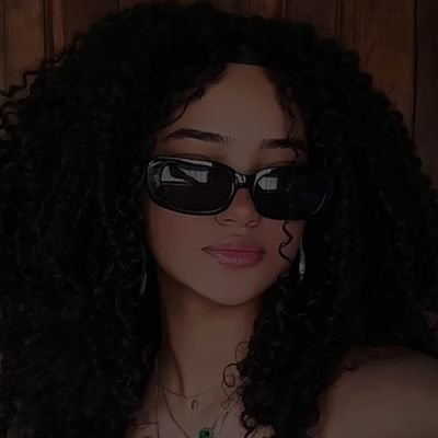 Naram0s_'s profile picture. Calorosamente Fria.