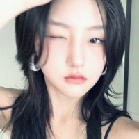 파란 (@b2ue5ky) 's Twitter Profile Photo