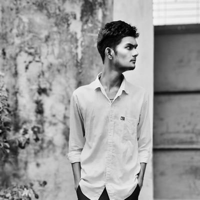 _keshav_ydv's profile picture. नदी फिर उसी तरह बहने लगी थी जैसे कभी कुछ हुआ ही न हो...